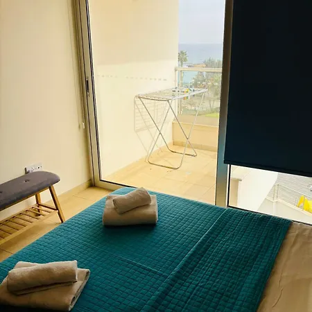 Апартаменти Pallinio Court 402 Fig Tree Bay- Beach, Iasonos Str 7a