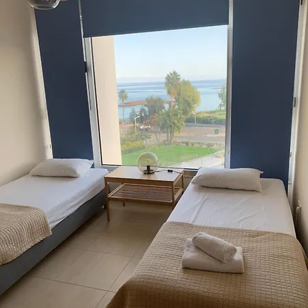Pallinio Court 402 Fig Tree Bay- Beach, Iasonos Str 7a Апартаменти Протарас