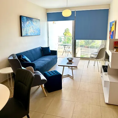 Апартаменти Pallinio Court 402 Fig Tree Bay- Beach, Iasonos Str 7a *