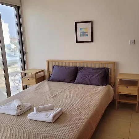 Pallinio Court 402 Fig Tree Bay- Beach, Iasonos Str 7a Apartment