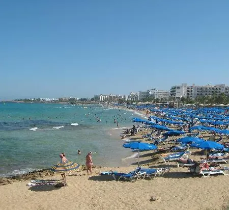 Pallinio Court 402 Fig Tree Bay- Beach, Iasonos Str 7a Apartment *
