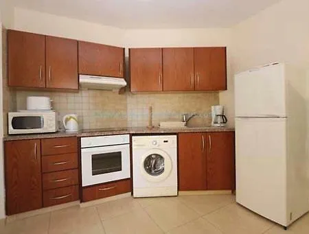 Pallinio Court 402 Fig Tree Bay- Beach, Iasonos Str 7a * Protaras